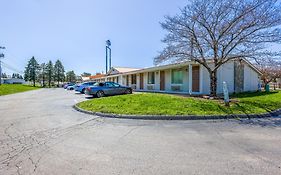 Cozy Garden Inn By Oyo Hwy 40 Richmond